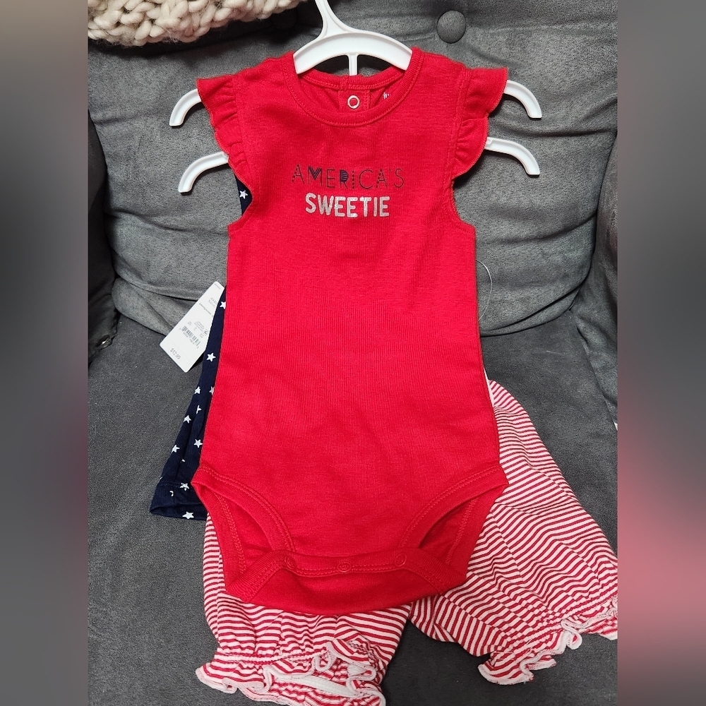 Carter's Starry Dress and Striped Bloomers - Picture 2 of 8